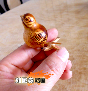 刘国栋烙画原创精品烙画定做样品小鸟葫芦异形葫芦随型烫画