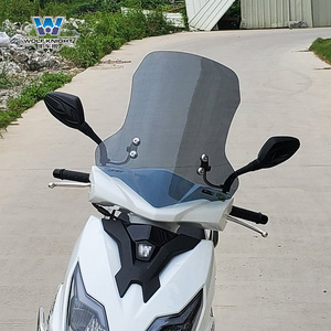 豪爵天玉125踏板摩托车