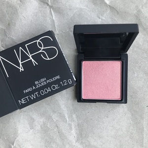 nars腮红盒