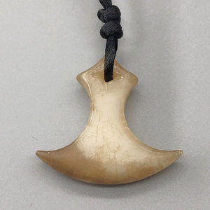 新疆和田玉糖料生肖龙吊坠 天然糖白玉石府上有龙挂件斧头大福报