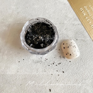 美甲蛋壳粉 鹌鹑蛋客黑片 美甲闪粉 黑色岩石片