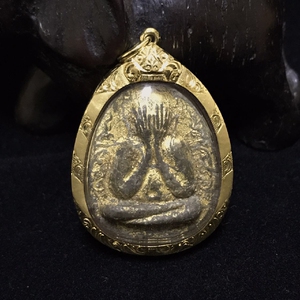 00晶晶商贸城2010淘宝泰吉宝藏泰国佛牌正品 龙婆多债必青必打