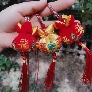 红黄石榴花平安福刺绣香包挂件大小号车挂款端午节香囊儿童款挂脖