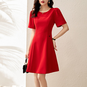 lily most红色重工连衣裙女夏季小蜜蜂刺绣中裙收腰显瘦圆领a字裙