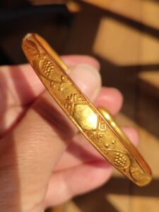 东北老金蒜头镯子老金镯子黄金手镯这是一对中的一只这是一只的价