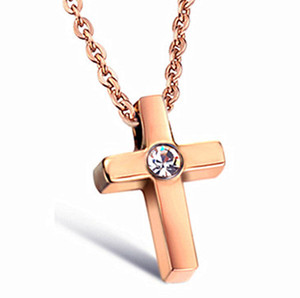 基督教饰品 新款镀玫瑰金 嵌水钻十字架吊坠 女款 钛钢项链