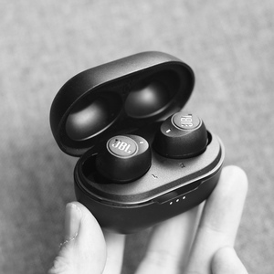 官方699元丁bl真无线蓝牙5.0运动跑步迷你分体式重低音入耳式耳机