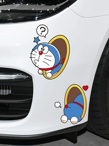 哆啦A梦可爱卡通车贴汽车创意个性叮当猫钻管道划痕刮花遮挡贴纸