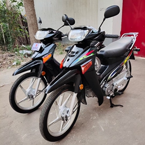 二手弯梁铃木赛驰110cc 摩托车燃油踩档雅马哈c8豪爵喜运男女装车