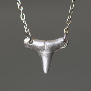 美国设计师michelle 纯银钻石14k黄金白金锁骨项链 宝宝鲨鱼牙齿