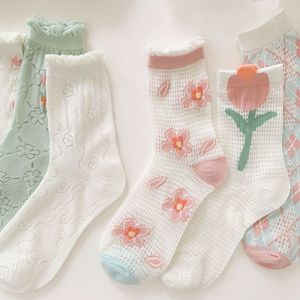 袜子女网眼中筒夏季薄款透气可爱花朵网红学院风纯棉日系堆堆长袜