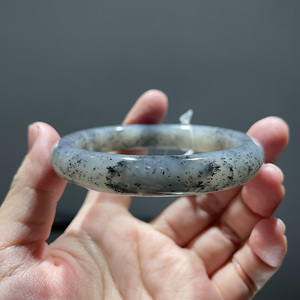 已结缘油膏新疆和田玉墨玉青花籽料手镯细腻油润点墨泥鳅背玉镯56