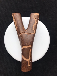 树杈弹弓油茶木留皮虫雕原杈手工弹弓手把件硬木原木纯木男孩玩具