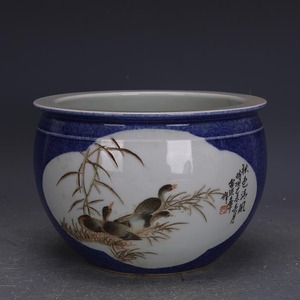 民国浅绛彩手绘花鸟纹雪花蓝瓷缸雷洪章款做旧仿古瓷古玩古董收藏