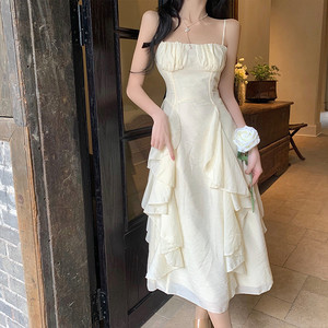 ins超火收腰连衣裙