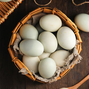 微山湖青壳咸鸭蛋非高邮咸香流油散养鸭蛋红泥腌制美味可口原味