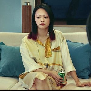 欧洲站假日暖洋洋姚晨同款休闲米黄色睡裙中长款睡衣女家居服长袖