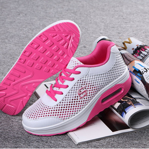 白色摇摇鞋女运动