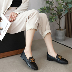 黑色平底工作鞋搭配西装的鞋子女鞋面试职业装软底皮鞋小皮鞋秋季