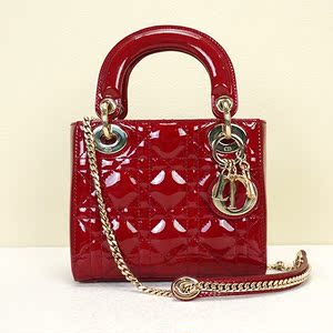 迪奥戴妃包红色