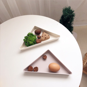 三角形餐盘