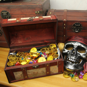 加勒比海盗背景装饰道具密室宝藏造景摆件金银铜币宝石骷颅头面具