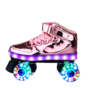 LED充电鞋 溜冰鞋成年双排滑轮男旱冰鞋四轮滑冰闪光轮滑鞋溜冰场