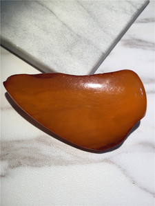 天然琥珀蜜蜡 老蜜蜡 橙红色随形老蜜蜡胸针 欧洲古董首饰