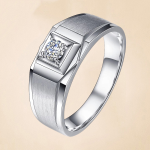 周大福钻戒天鹅