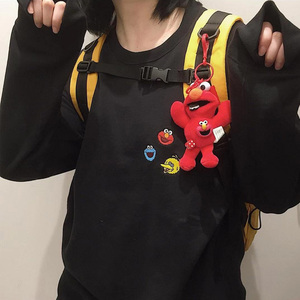 优衣库kaws卫衣男