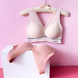 无痕内衣女背心式文胸聚拢上托可拆卸胸垫无排扣休闲瑜伽睡眠舞蹈