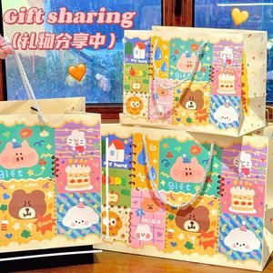 61儿童节可爱涂鸦礼品袋手提生日礼物包装纸袋子大号耐用收纳袋