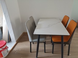 天津白橡木色 折叠桌 餐桌 加四个餐登 折叠餐桌 免费送货