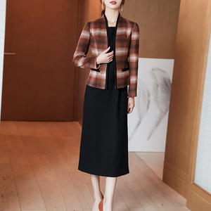 纳绎套装裙2022年新款女士春秋季气质洋气显瘦羊毛呢套装女两件套
