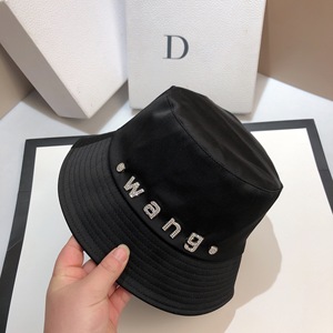 欧洲站新款wang大王绸缎渔夫帽时尚明星款简约黑色盆帽春秋休闲帽