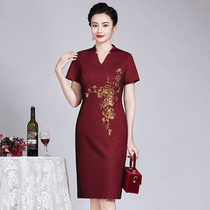 儿子结婚妈妈礼服时尚
