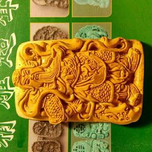 和兴超声波雕刻模具精雕钢模 方牌关公模具