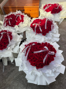 红玫瑰花束335299朵鲜花生日礼物花束送爱人周年纪念送花上门济南