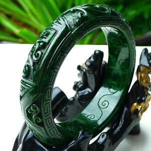 满绿色正品天然缅甸翡翠玉石雕刻仿古花纹手镯60 配珠宝鉴定证v3