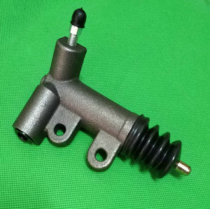 吉利自由舰离合器