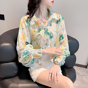 女士衬衫碎花灯笼袖韩版宽松薄款长袖上衣夏款女雪纺防晒衬衣夏女