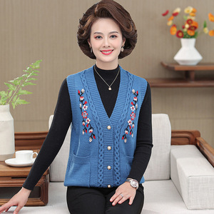 秋冬女式羊毛衫中老年妈妈开衫毛衣加厚修身针织马甲保暖背心v领