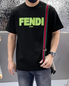 fendi/芬迪 夏季新款胸前经典字母印花logo撞色圆领短袖男t恤女