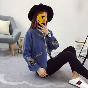 店主自拍风戚米风 毛衣秋冬外套拍摄旁拍拼拍女装服装模特拍摄