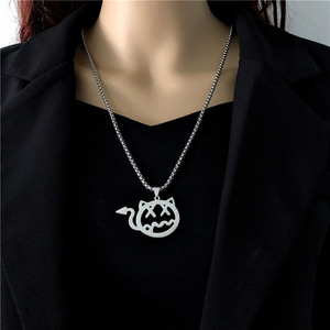 王琳凯小鬼同款小恶魔项链挂坠男女潮流钛钢长款装饰毛衣链不掉色