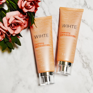 采诗木瓜祛斑洁面乳120g/支 保湿清洁补水保湿祛斑美白学生洗面奶