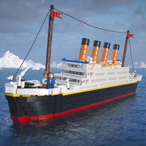 乐高积木泰坦尼克号益智拼装玩具成年高难度巨大型轮船礼物男100人