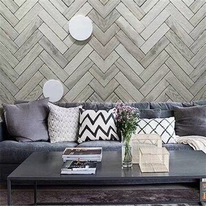 北欧人字鱼骨纹木纹砖马赛克全瓷砖客厅工字贴背景墙阳台防滑地砖