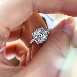 harry wenston海瑞温斯顿2克拉钻戒18k白金色求婚戒指hw纯银戒指