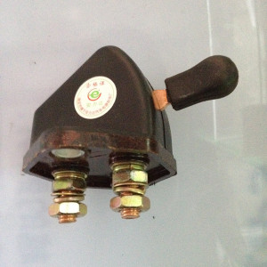 包邮汽车电源总开关纯铜小型防漏电12v24v通用型电瓶总闸断电开关